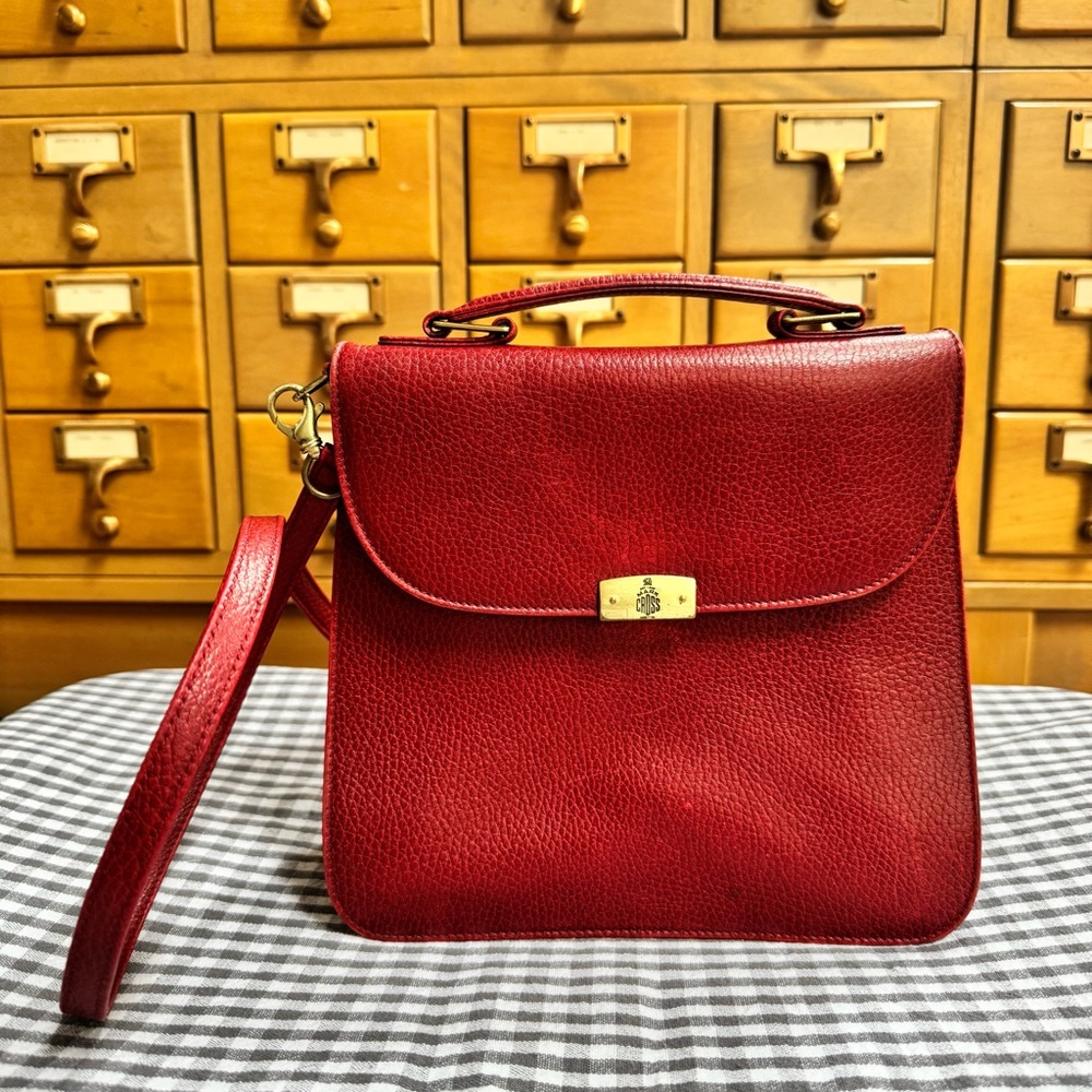 Mark Cross Red Leather Handbag – Vintage Elegance with Gold Clasp